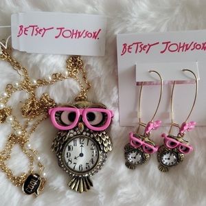 NWT Betsey Johnson Owl Clock necklace & earrings set Pink bow/Glasses too cute
